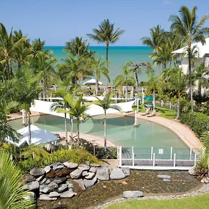 https://coral-sands-beachfront-resort.queenslandhotels.net